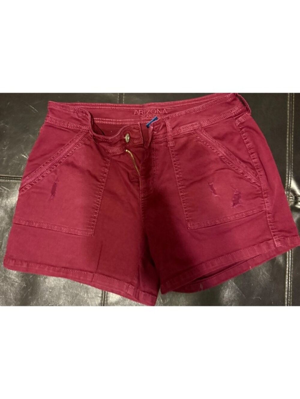 Arizona Jeans Burgundy Distressed Jean Shorts Juniors Size 9